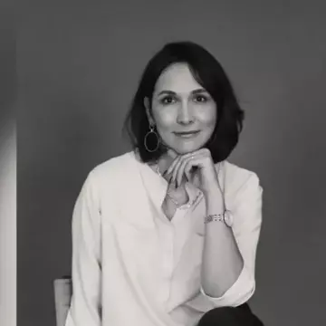 Елена Максимова